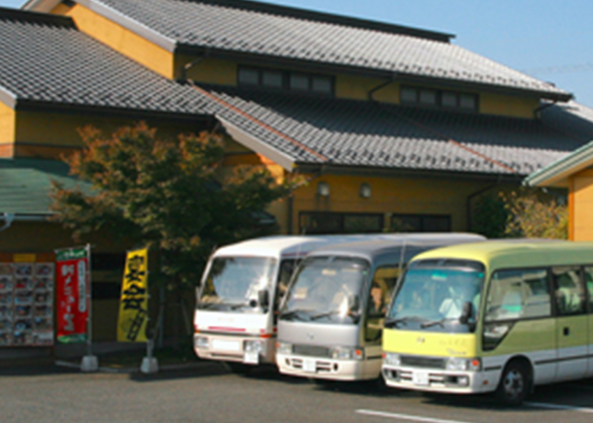 大型観光バス対応の駐車場
